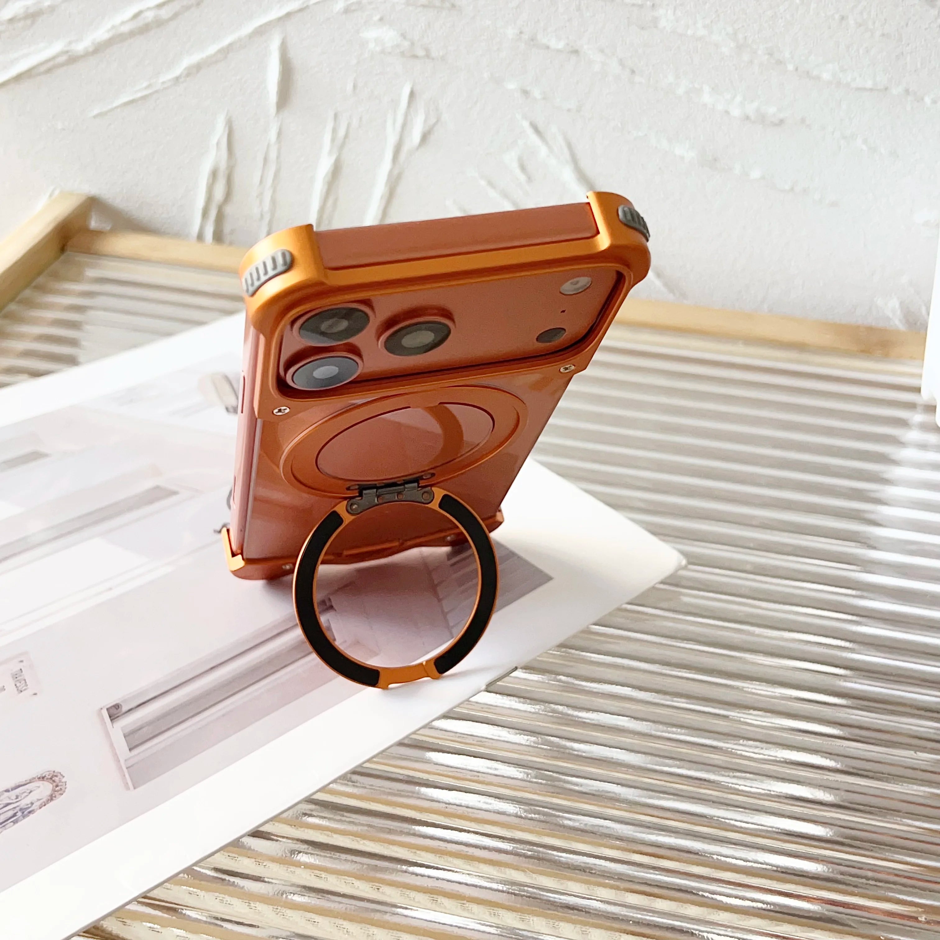 Original color metal support shell