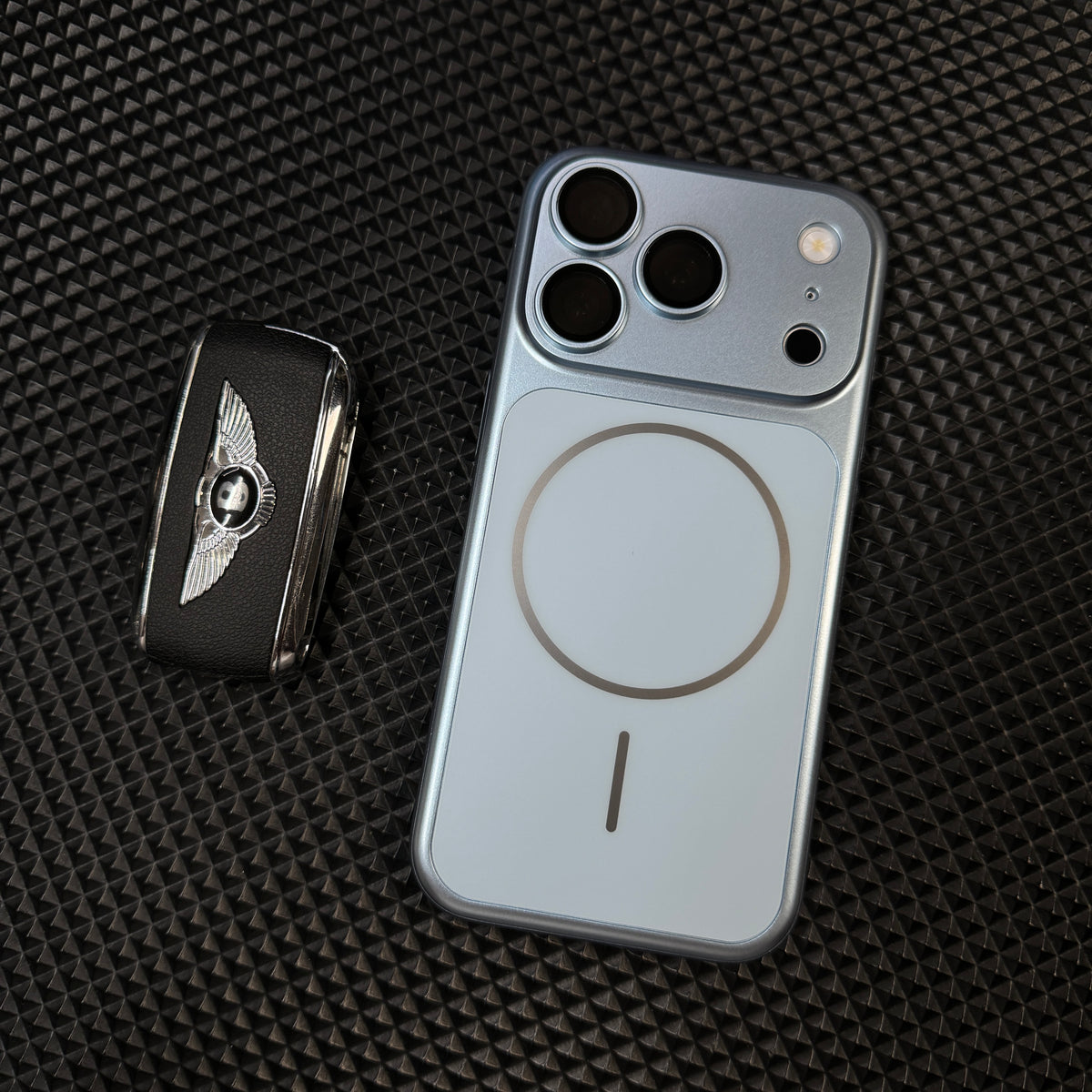 Original colour magnetic suction cover