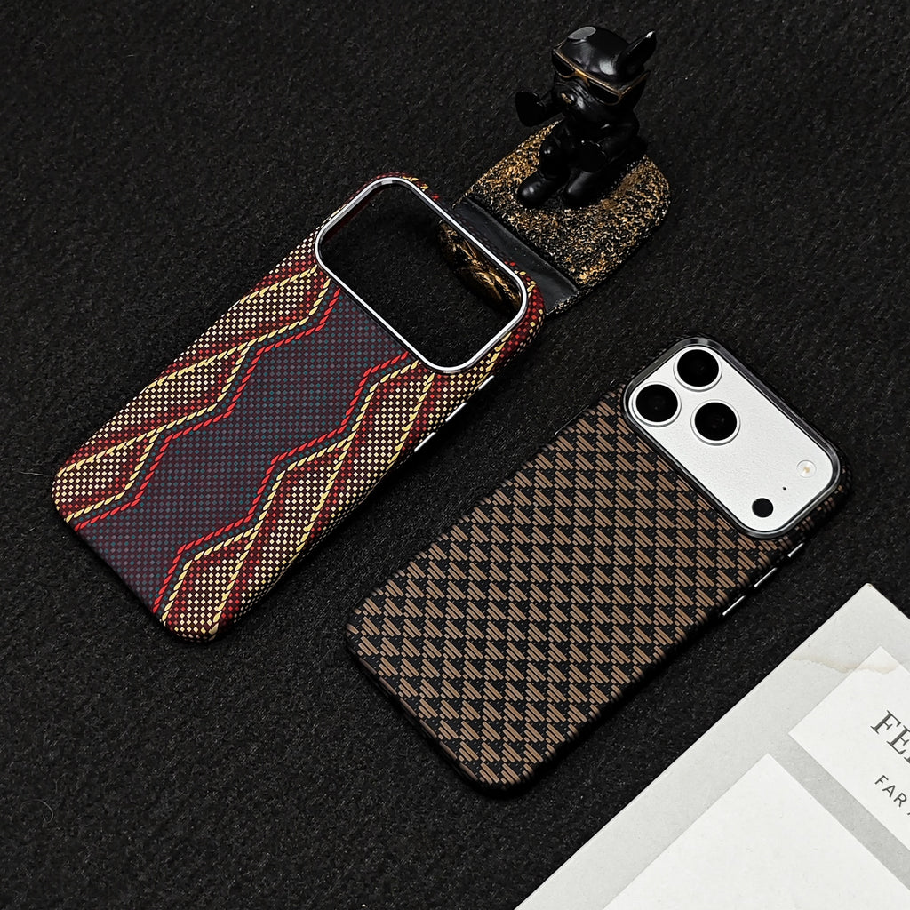 Aramid fiber phone case